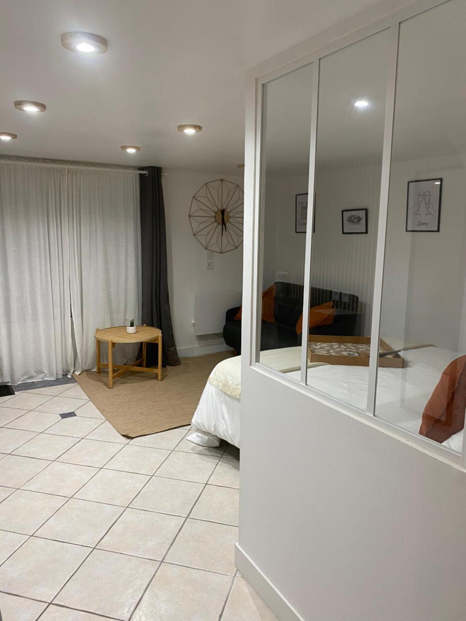 Appart Studio Rdc De Maison Avec Exterieur Proche Reims 틴쿠엑스 외부 사진